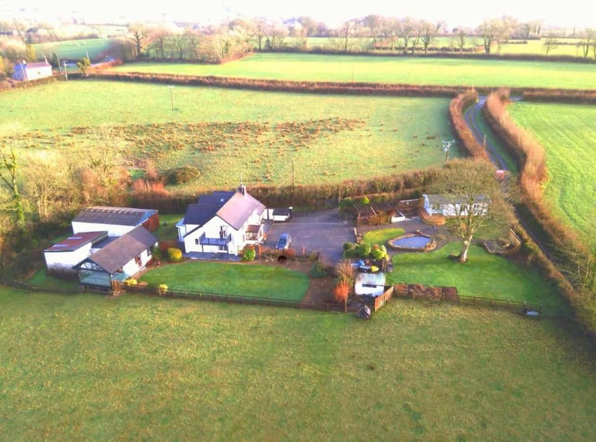 Villa Sunset Hideaway à Narberth Extérieur photo