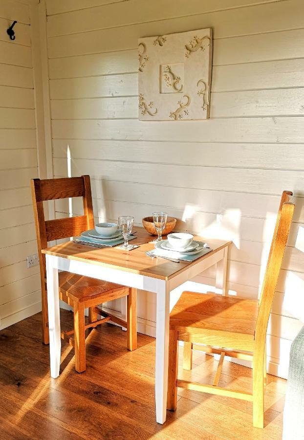 Villa Sunset Hideaway à Narberth Extérieur photo